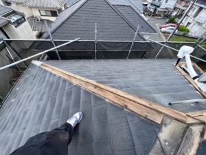 さいたま市緑区にて屋根修理（スレートから横暖ルーフにカバー工法）貫板