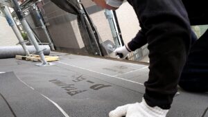 さいたま市岩槻区にて屋根修理（瓦屋根からスーパーガルテクトへの葺き替え工事）