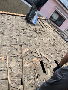 さいたま市大宮区にて雨漏り修理・屋根修理＜瓦屋根の葺き直し＞施工状況