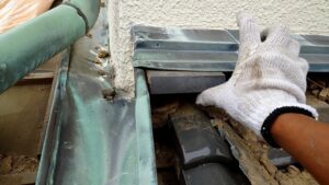 さいたま市岩槻区にて雨漏り修理・屋根修理＜瓦葺き直し＞施工前の写真