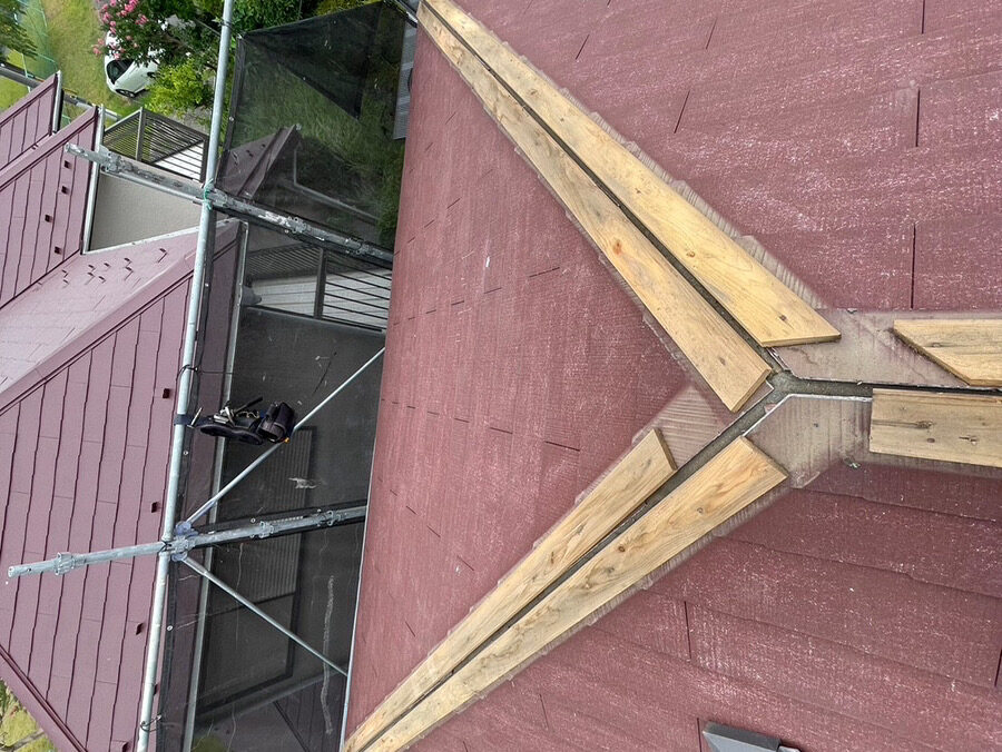 さいたま市大宮区にて屋根修理＜棟の貫板交換＞の施工前写真