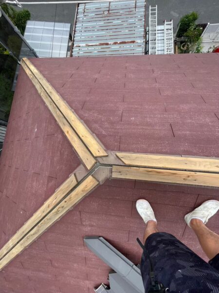 さいたま市大宮区にて屋根修理〈貫板の交換〉・屋根、外壁塗装の施工前写真