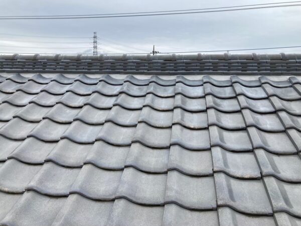 さいたま市岩槻区にて屋根修理〈築30年瓦屋根のメンテナンス〉の施工後写真