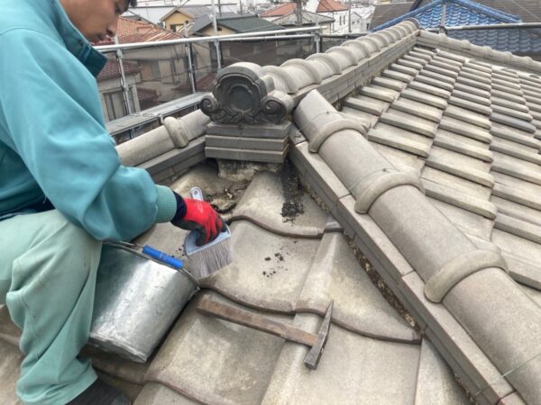 さいたま市岩槻区にて屋根修理〈築28年瓦屋根の漆喰工事〉の施工前写真