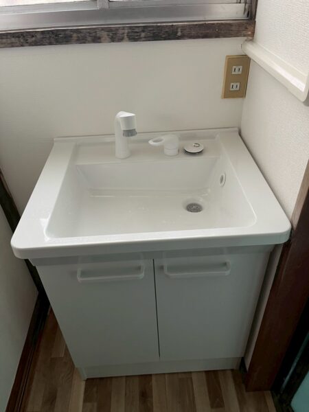 さいたま市大宮区にて洗面台の交換・リフォーム工事の施工後写真