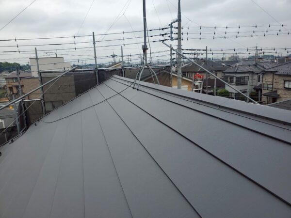 さいたま市浦和区にて屋根修理〈屋根からの異音・屋根カバー工事〉の施工後写真